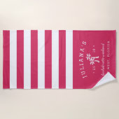 Serviette De Plage Fuchsia Stripe Week-end Bachelorette personnalisée (Devant)