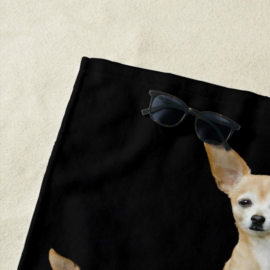 Serviette De Plage Funny Chihuahua Dog Cute Tan White Psychedelic (En situation)