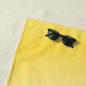 Serviette De Plage Gemini Aura Gradient, Gemini Zodiac, Aura Jaune (En situation)