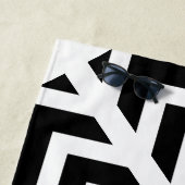 Serviette de plage géométrique personnalisée en no (En situation)