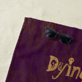 Serviette De Plage Gothique Crâne Grunge Gold Purple Cool (En situation)