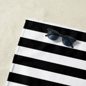 Serviette De Plage Grandes bandes horizontales noires et blanches (En situation)