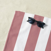 Serviette De Plage Grilles verticales épaisses Nom du Rose poussiéreu (En situation)