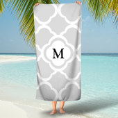 Serviette de plage grise à motif quatrefeuilles bl