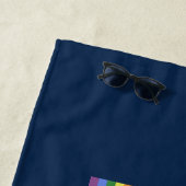 Serviette De Plage Harris Walz 2024 Rainbow LGBTQ Pride drapeau (En situation)