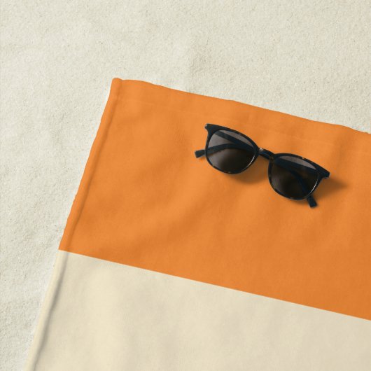 Serviette De Plage HARRY POTTER™ | Summer Magic HOGWARTS™ Crest (En situation)