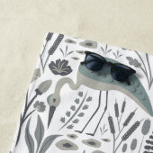Serviette De Plage Heron et marais Plantes gris monochrome (En situation)