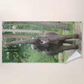 Serviette de plage heureuse d'éléphant (Devant)