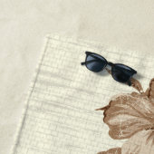 Serviette De Plage Hibiscus hawaïens dénaturés de Lanai - Brown (En situation)