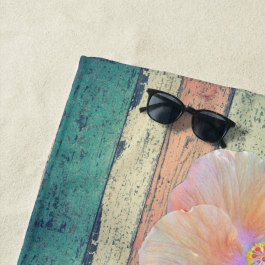 Serviette De Plage hibiscus rayé en bois peint (En situation)