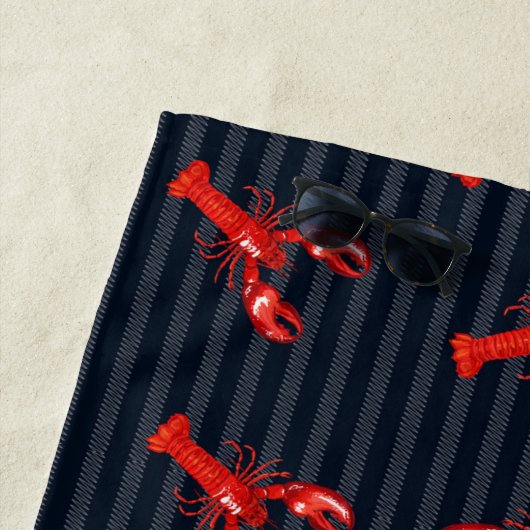 Serviette De Plage Homard rouge Abstrait rayures Marine Personnalisée (En situation)