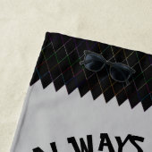 SERVIETTE DE PLAGE HONGRY SHARK (En situation)