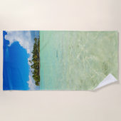 Serviette De Plage Île inhabitée dans une lagune bleue tropicale (Devant)