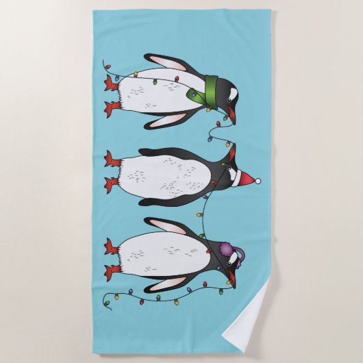 Serviette De Plage Illustration de trois pingouins de Noël festifs (Devant)