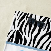Serviette De Plage Impression de zèbre fantaisiste influencée par la  (En situation)