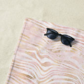Serviette De Plage Impression Zebra Gold de Glam rose (En situation)