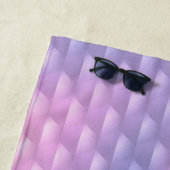 Serviette De Plage Iridescente violet et rose (En situation)