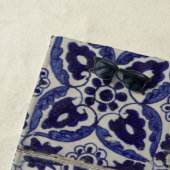 Serviette De Plage Italien Azulejo Bleu Blanc Géométrique Monogramme (En situation)