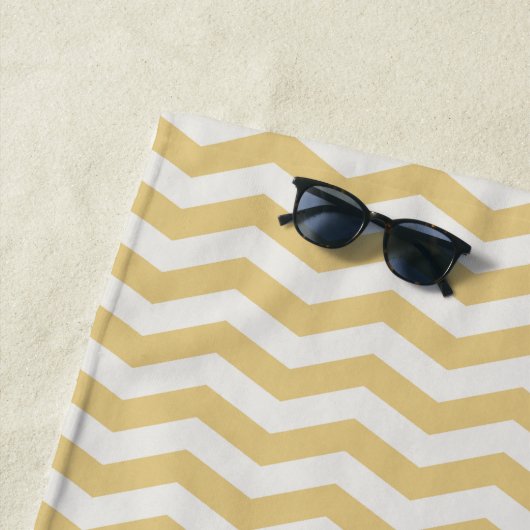Serviette De Plage Jaune pastel zig zag rayure géométrique (En situation)