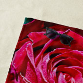 Serviette De Plage Joli Ensemble De Roses Rouges (En situation)