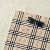 Serviette De Plage Joli Tartan Plaid Beige (En situation)