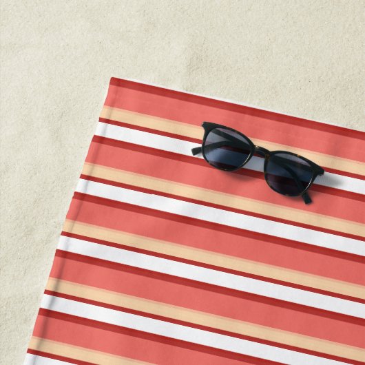 Serviette De Plage Jolies rayures blanches roses (En situation)