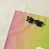 Serviette de plage "Joyeux Petit Feu de Débiteur" (En situation)