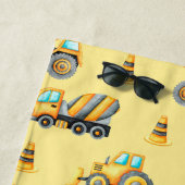 Serviette De Plage Kids' Construction Truck – Fun & Customizable (En situation)