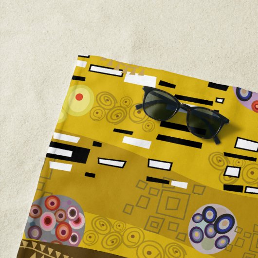 Serviette De Plage Klimt Inspiré Or Motif Art Nouveau Le Baiser (En situation)