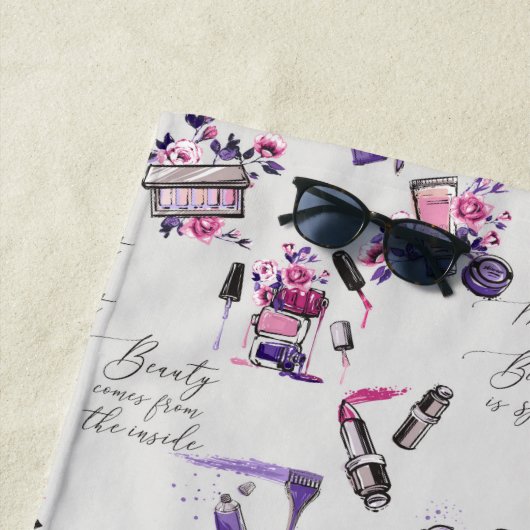 Serviette De Plage La beauté vient du motif d'intérieur (En situation)