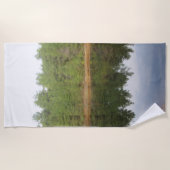 Serviette De Plage Lac de réflexion des pins (Devant)