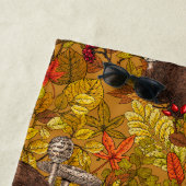 Serviette De Plage Lapin d'automne sur ocre (En situation)
