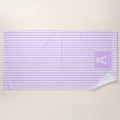 Serviette De Plage Lavande Lumineuse Rayures de Cabane Monogramme Ini (Devant)
