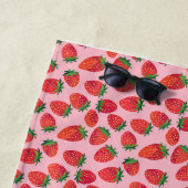Serviette De Plage Les fraises sont les sourires de l'été (En situation)