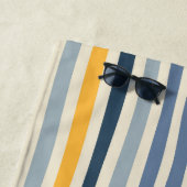 Serviette De Plage Lignes de couleur monogramme élégant (En situation)