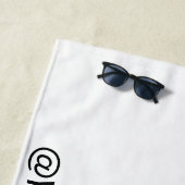 Serviette De Plage Logo de l'entreprise personnalisée Texte Social Me (En situation)