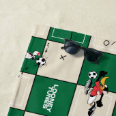Serviette De Plage LOONEY TUNES™ Soccer Grid Pattern (En situation)
