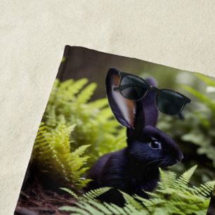 Serviette De Plage Lucifer le lapin noir : un ensemble sombre de méfa