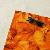 Serviette De Plage Lys orange avec casier zip (En situation)