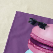 Serviette De Plage Macarons à la parisienne (En situation)