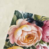 Serviette De Plage Maid of Honor Pink Stripes Floral Bridal Party (En situation)