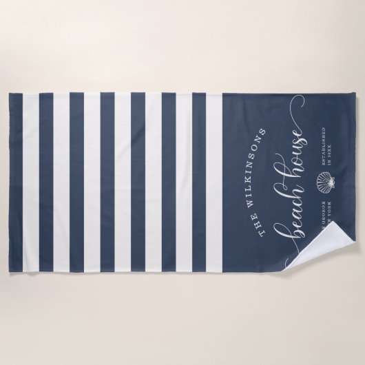 Serviette De Plage Maison de plage moderne Nom de famille Script Navy (Devant)