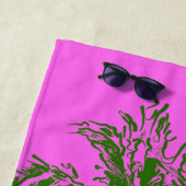 Serviette De Plage Makena Beach Hawaiian Sketchy Palms Fuchsia (En situation)