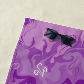 Serviette De Plage Mandala dans plusieurs tons violets (En situation)