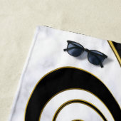 Serviette De Plage Marbre blanc, Noir, Filigree Or Graphique (En situation)