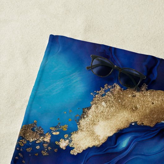 Serviette De Plage Marbre bleu blanc or (En situation)