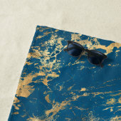 Serviette De Plage Marbre bleu or (En situation)