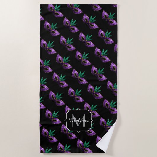 Serviette De Plage Mardi Gras Masque Purple Vert Étincelles Monogramm (Devant)