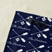 Serviette De Plage Marine Paddle bleu Monogram Lake House Nautique (En situation)