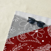 Serviette De Plage maroon gris boho floral paisley motif volley-ball (En situation)